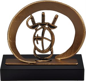 Oval Frame Fencing Pewter Trophy - BEL740-570