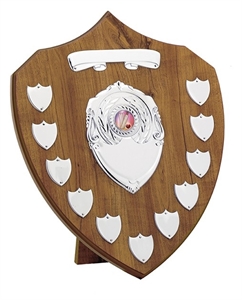 Maple Annual Shield with Scroll - D606C