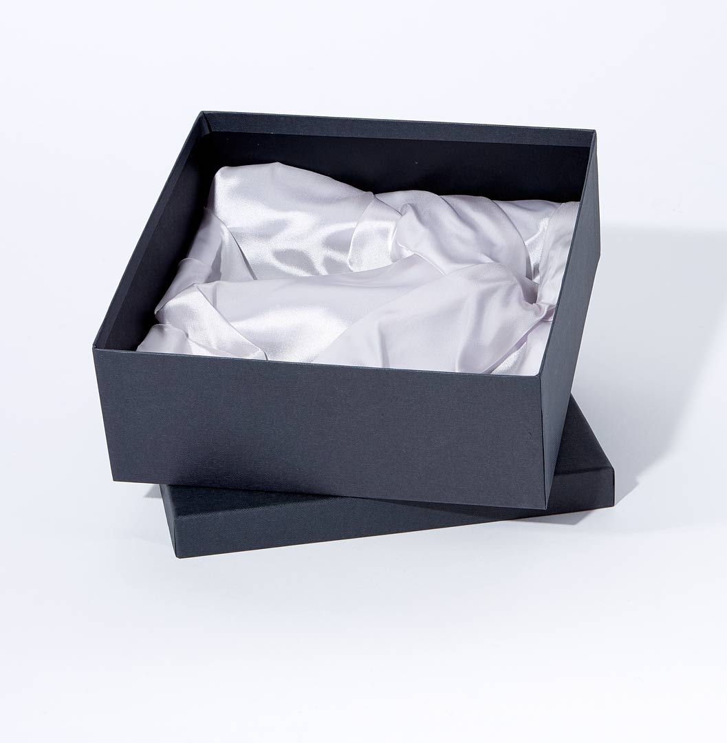 Double Goblet Silk lined Presentation Box - BP03